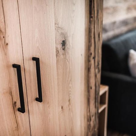 Biohof Untergroeber Apartment Braies  Bagian luar foto